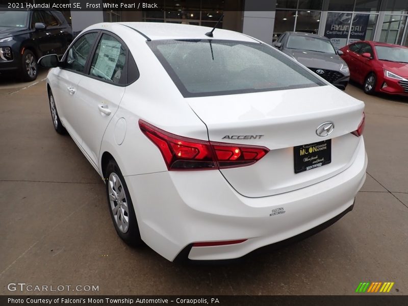 Frost White Pearl / Black 2021 Hyundai Accent SE