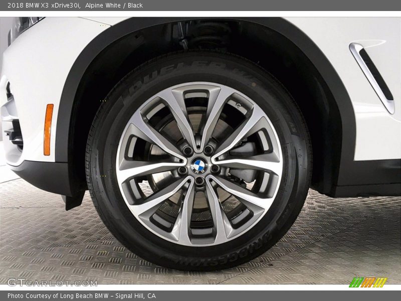 Alpine White / Black 2018 BMW X3 xDrive30i