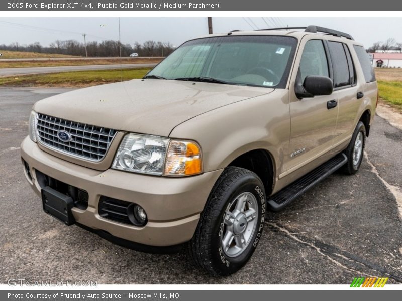 Pueblo Gold Metallic / Medium Parchment 2005 Ford Explorer XLT 4x4