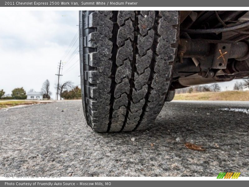 Summit White / Medium Pewter 2011 Chevrolet Express 2500 Work Van
