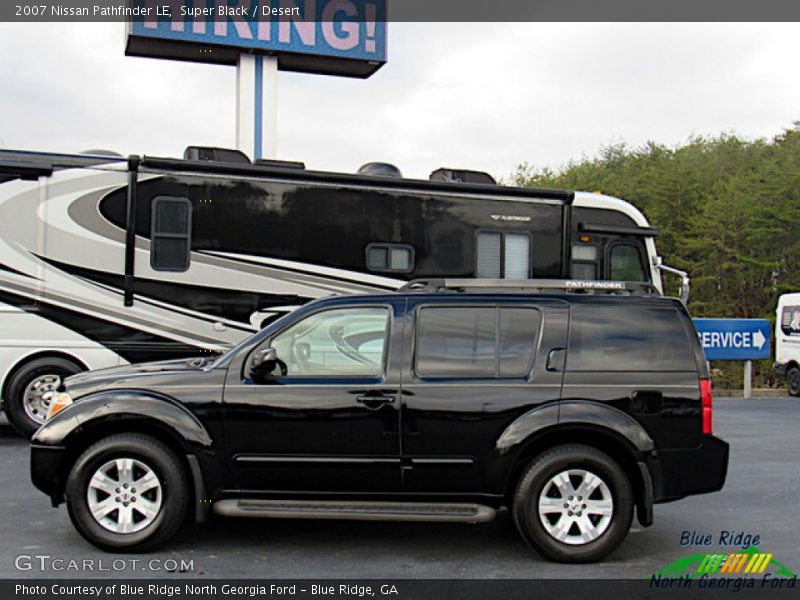 Super Black / Desert 2007 Nissan Pathfinder LE