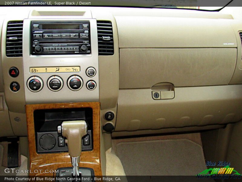 Super Black / Desert 2007 Nissan Pathfinder LE