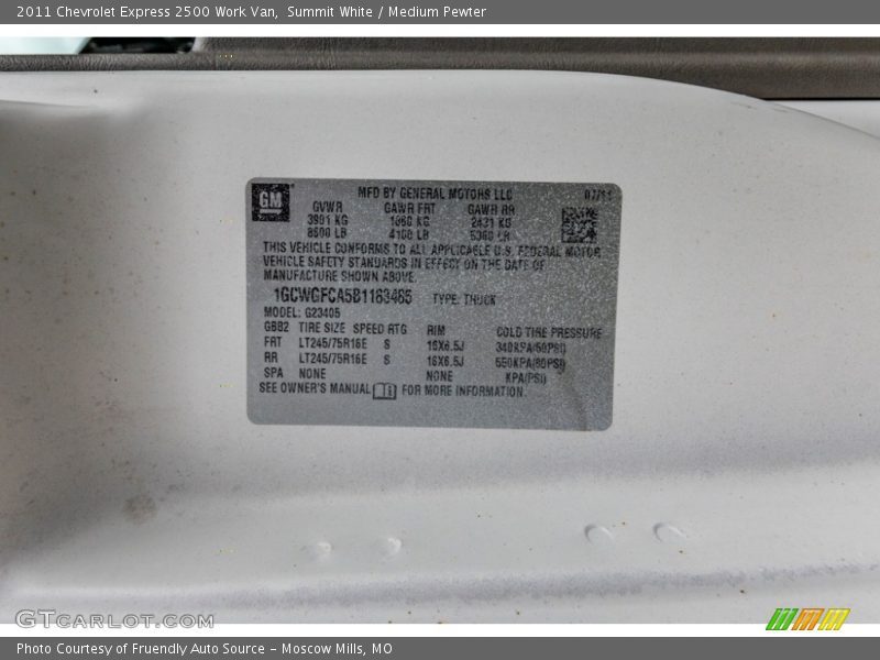 Summit White / Medium Pewter 2011 Chevrolet Express 2500 Work Van