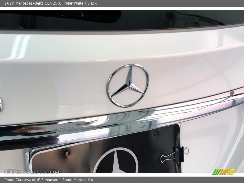 Polar White / Black 2020 Mercedes-Benz GLA 250