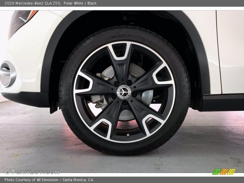 Polar White / Black 2020 Mercedes-Benz GLA 250