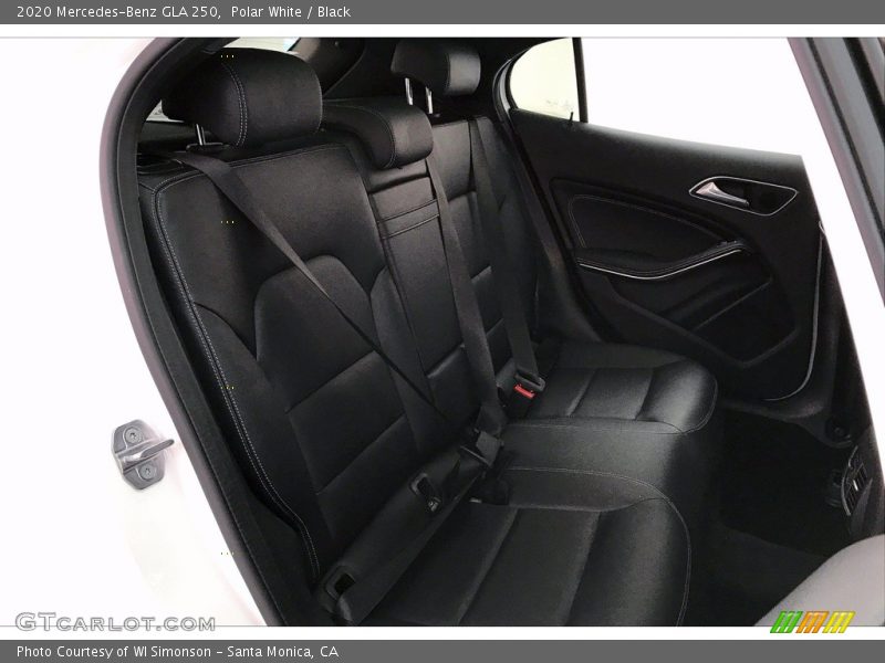 Polar White / Black 2020 Mercedes-Benz GLA 250