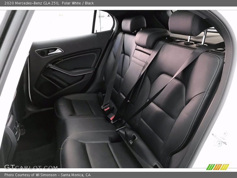 Polar White / Black 2020 Mercedes-Benz GLA 250