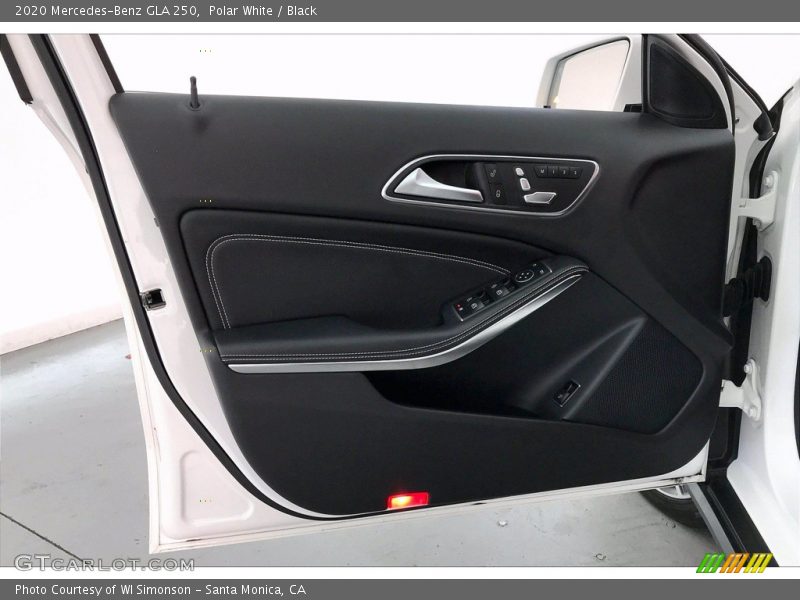Polar White / Black 2020 Mercedes-Benz GLA 250