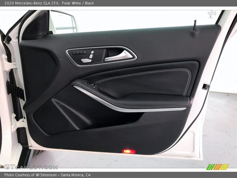 Polar White / Black 2020 Mercedes-Benz GLA 250