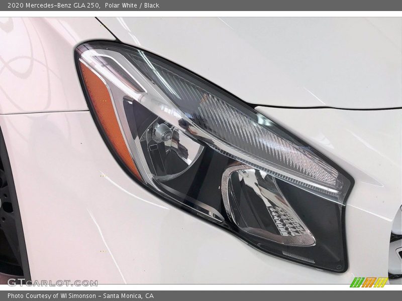 Polar White / Black 2020 Mercedes-Benz GLA 250