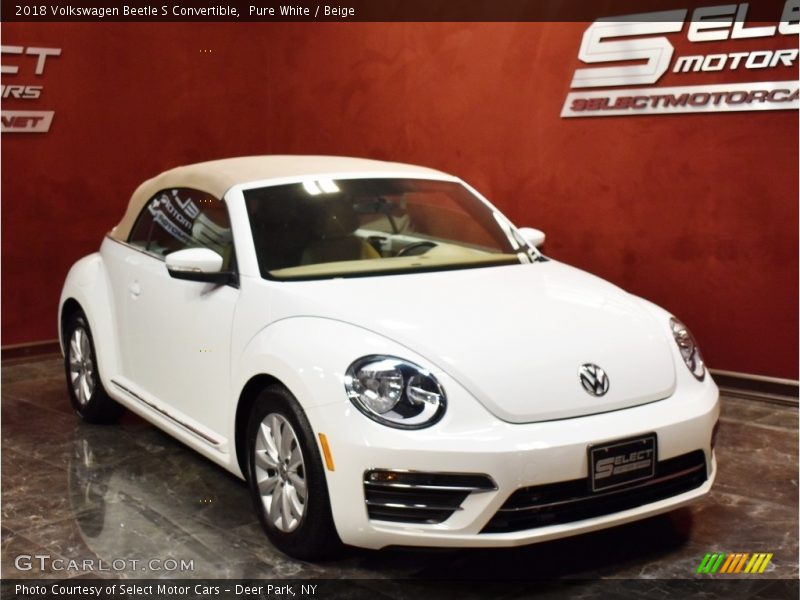 Pure White / Beige 2018 Volkswagen Beetle S Convertible
