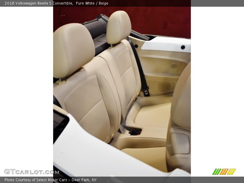 Pure White / Beige 2018 Volkswagen Beetle S Convertible