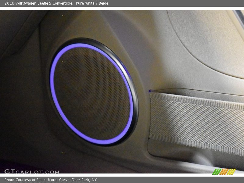 Pure White / Beige 2018 Volkswagen Beetle S Convertible