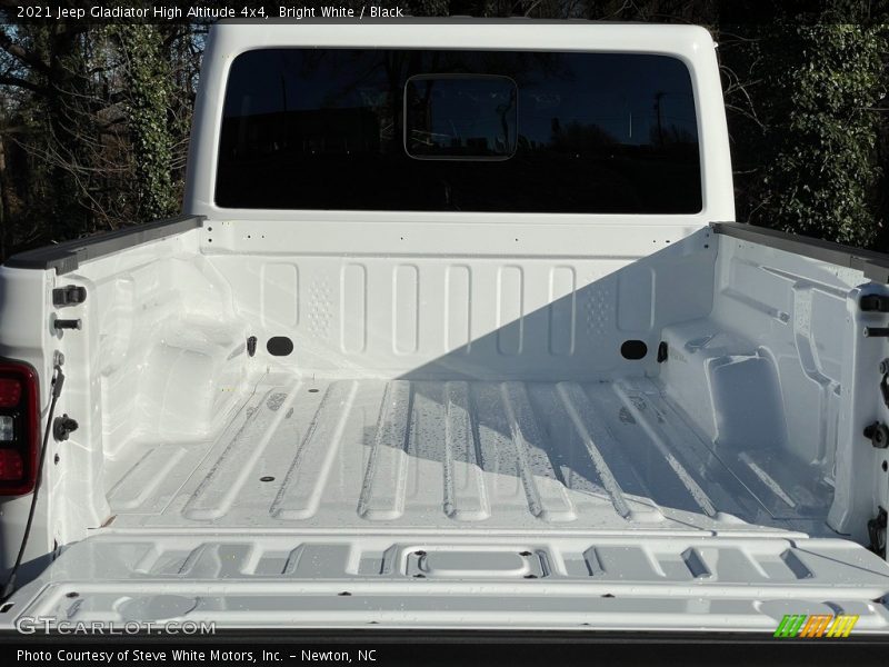 Bright White / Black 2021 Jeep Gladiator High Altitude 4x4