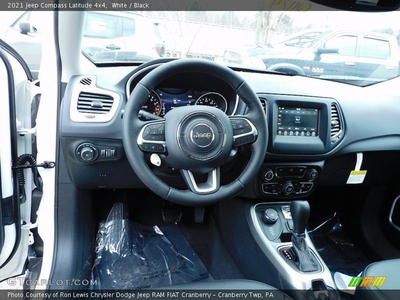 White / Black 2021 Jeep Compass Latitude 4x4