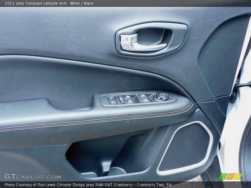 White / Black 2021 Jeep Compass Latitude 4x4