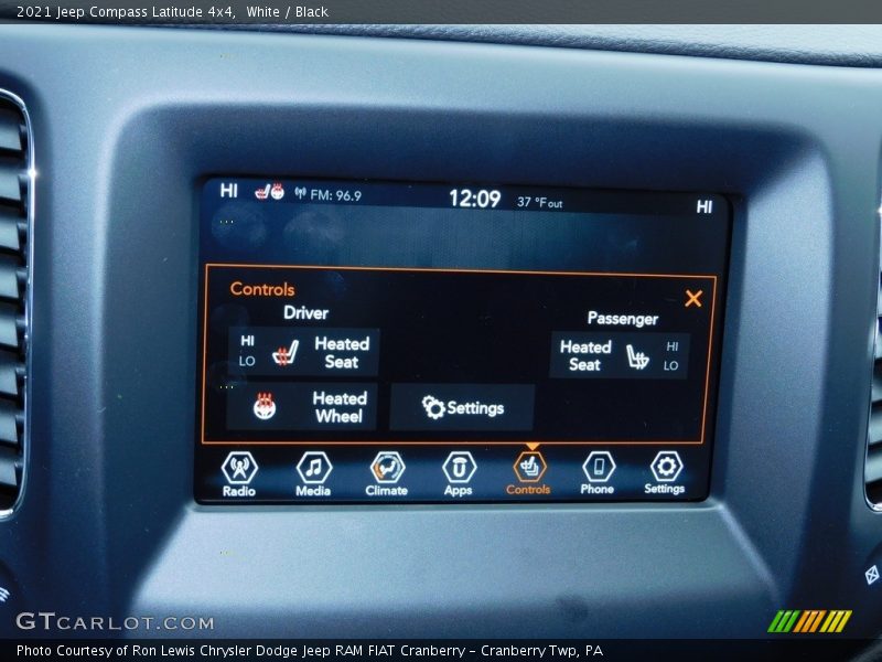 White / Black 2021 Jeep Compass Latitude 4x4