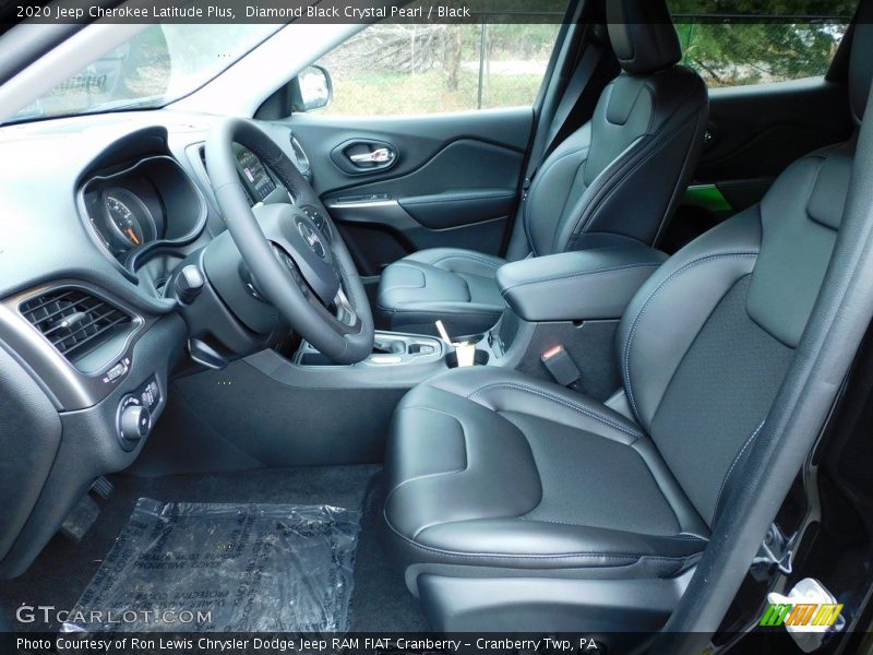  2020 Cherokee Latitude Plus Black Interior