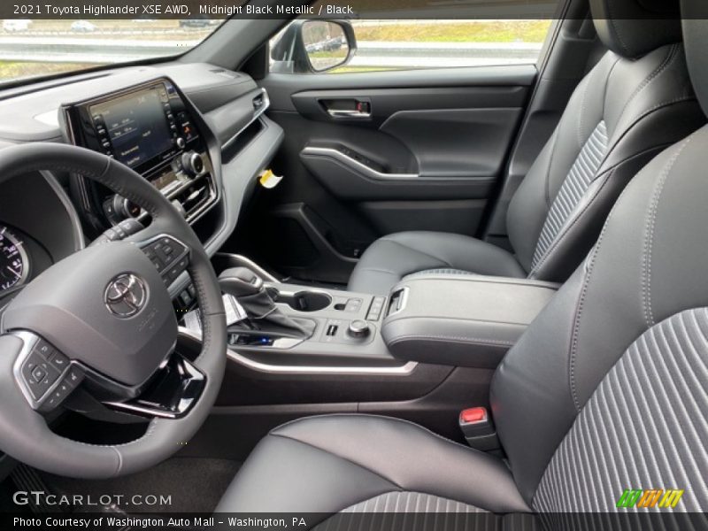Midnight Black Metallic / Black 2021 Toyota Highlander XSE AWD