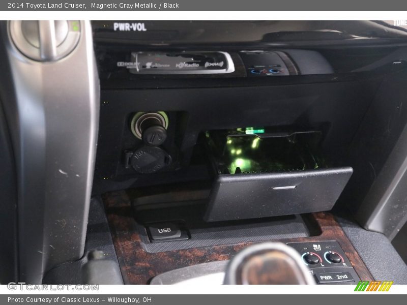 Magnetic Gray Metallic / Black 2014 Toyota Land Cruiser
