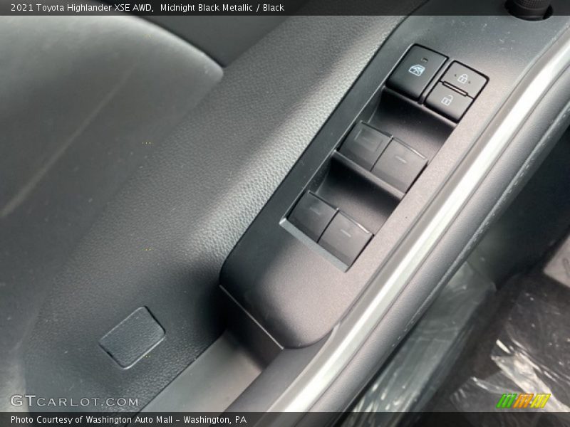 Midnight Black Metallic / Black 2021 Toyota Highlander XSE AWD