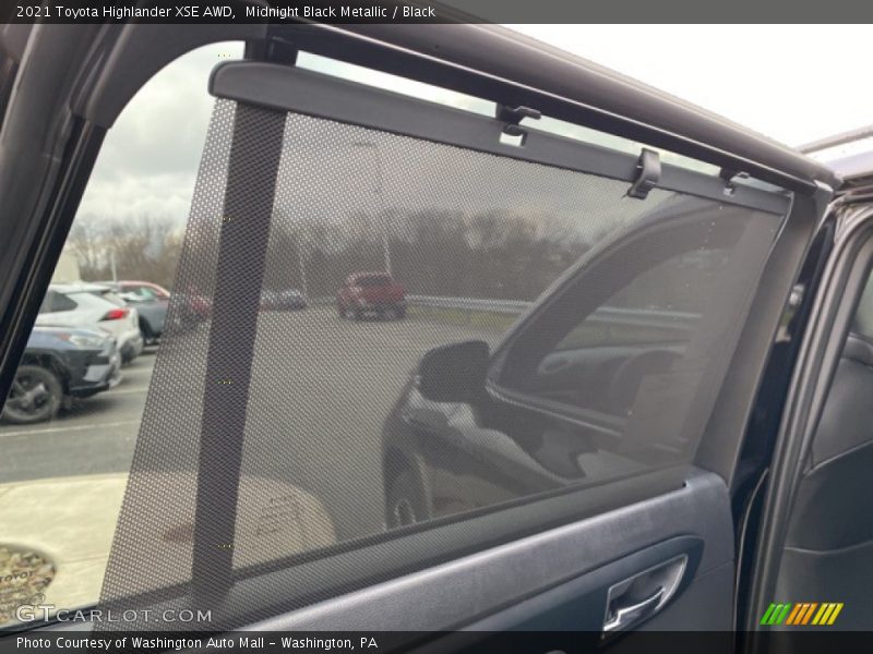 Midnight Black Metallic / Black 2021 Toyota Highlander XSE AWD