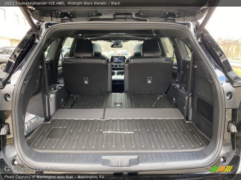 Midnight Black Metallic / Black 2021 Toyota Highlander XSE AWD