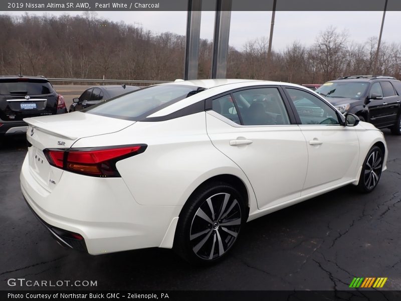 Pearl White / Charcoal 2019 Nissan Altima SR AWD