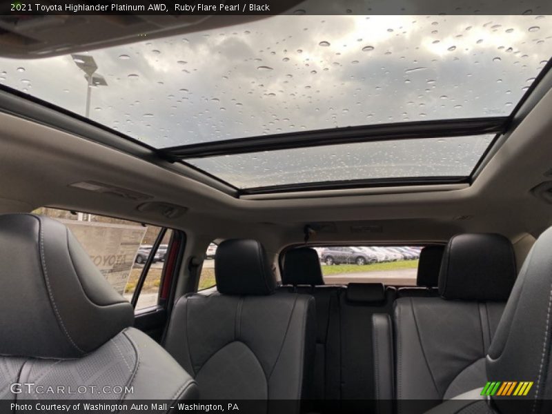 Ruby Flare Pearl / Black 2021 Toyota Highlander Platinum AWD