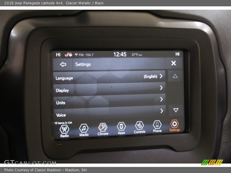 Glacier Metallic / Black 2018 Jeep Renegade Latitude 4x4