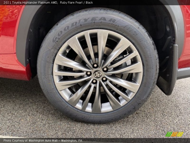 Ruby Flare Pearl / Black 2021 Toyota Highlander Platinum AWD