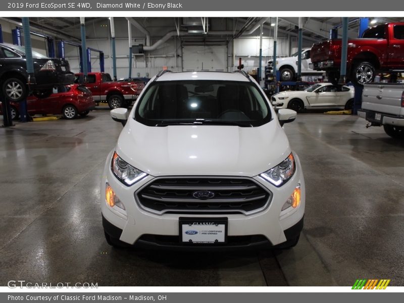 Diamond White / Ebony Black 2019 Ford EcoSport SE 4WD