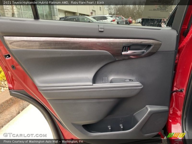 Ruby Flare Pearl / Black 2021 Toyota Highlander Hybrid Platinum AWD