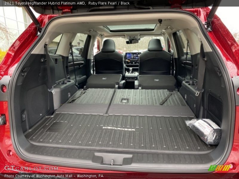  2021 Highlander Hybrid Platinum AWD Trunk