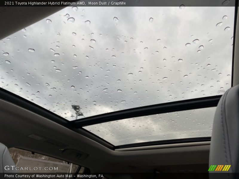 Moon Dust / Graphite 2021 Toyota Highlander Hybrid Platinum AWD