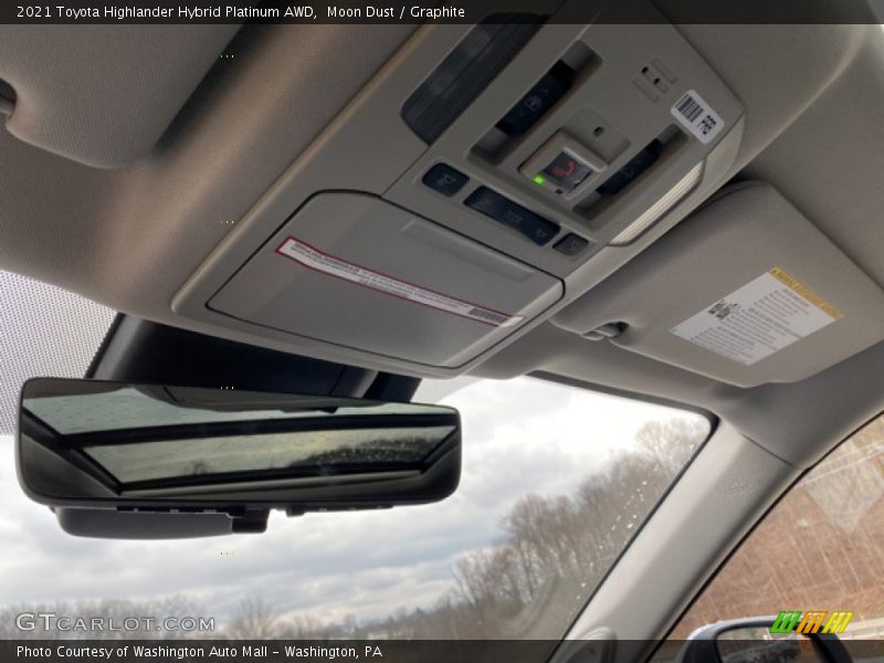 Moon Dust / Graphite 2021 Toyota Highlander Hybrid Platinum AWD