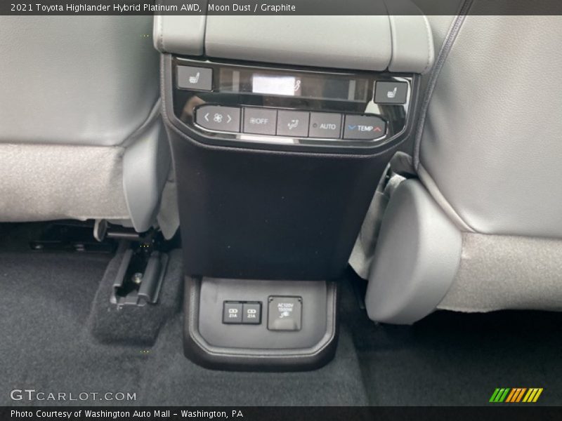 Moon Dust / Graphite 2021 Toyota Highlander Hybrid Platinum AWD
