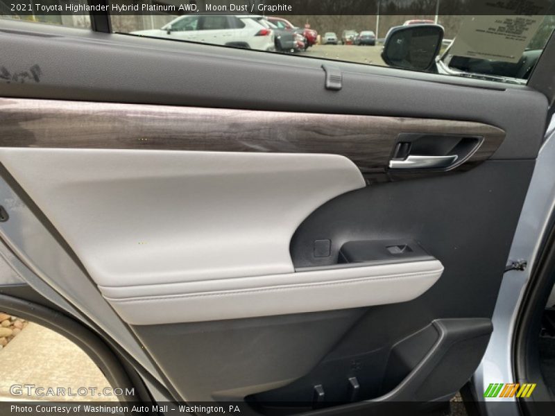 Moon Dust / Graphite 2021 Toyota Highlander Hybrid Platinum AWD