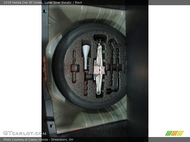 Lunar Silver Metallic / Black 2018 Honda Civic EX Sedan