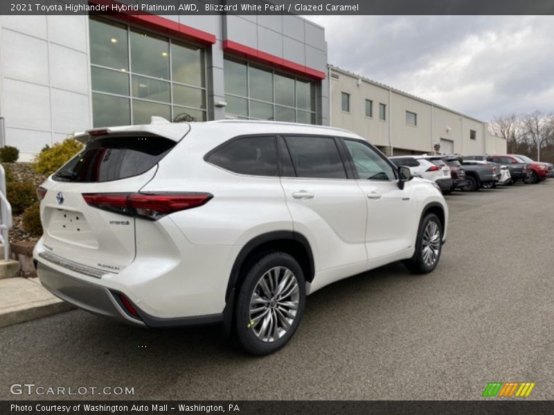 Blizzard White Pearl / Glazed Caramel 2021 Toyota Highlander Hybrid Platinum AWD
