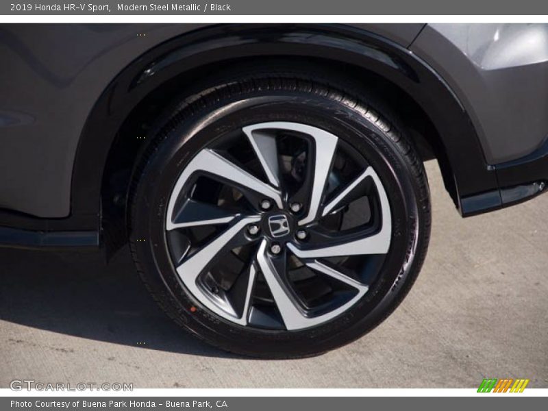 Modern Steel Metallic / Black 2019 Honda HR-V Sport