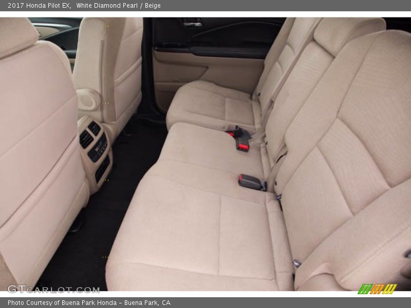 White Diamond Pearl / Beige 2017 Honda Pilot EX