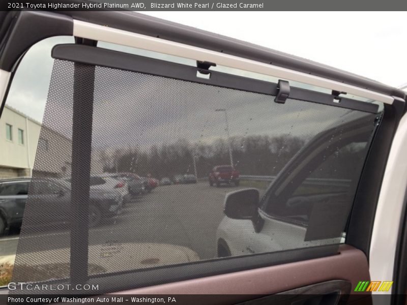 Blizzard White Pearl / Glazed Caramel 2021 Toyota Highlander Hybrid Platinum AWD