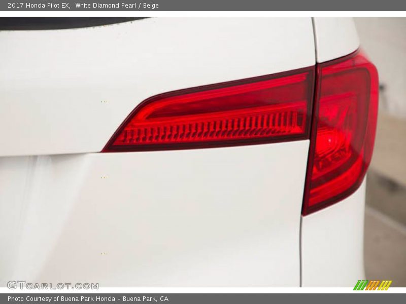 White Diamond Pearl / Beige 2017 Honda Pilot EX