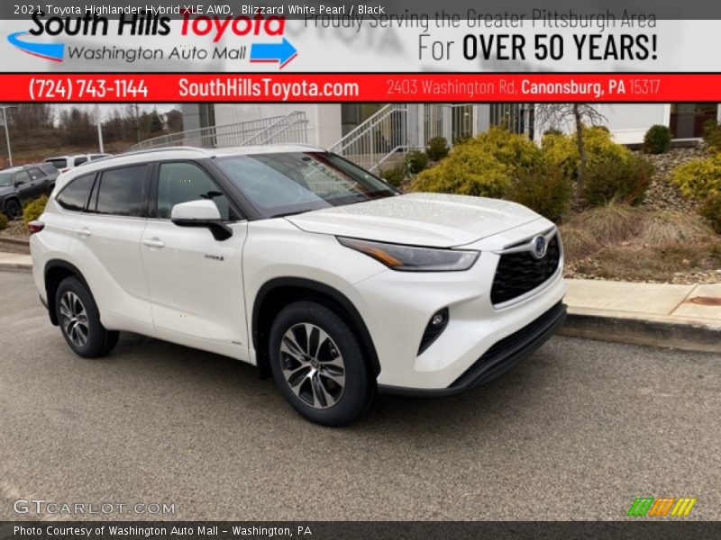 Blizzard White Pearl / Black 2021 Toyota Highlander Hybrid XLE AWD