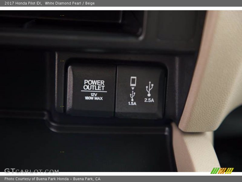 White Diamond Pearl / Beige 2017 Honda Pilot EX
