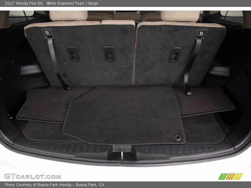White Diamond Pearl / Beige 2017 Honda Pilot EX