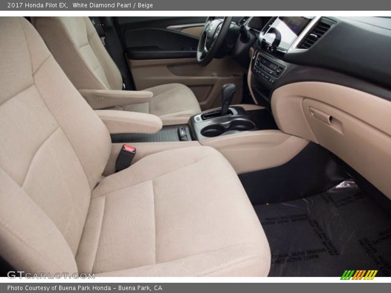 White Diamond Pearl / Beige 2017 Honda Pilot EX