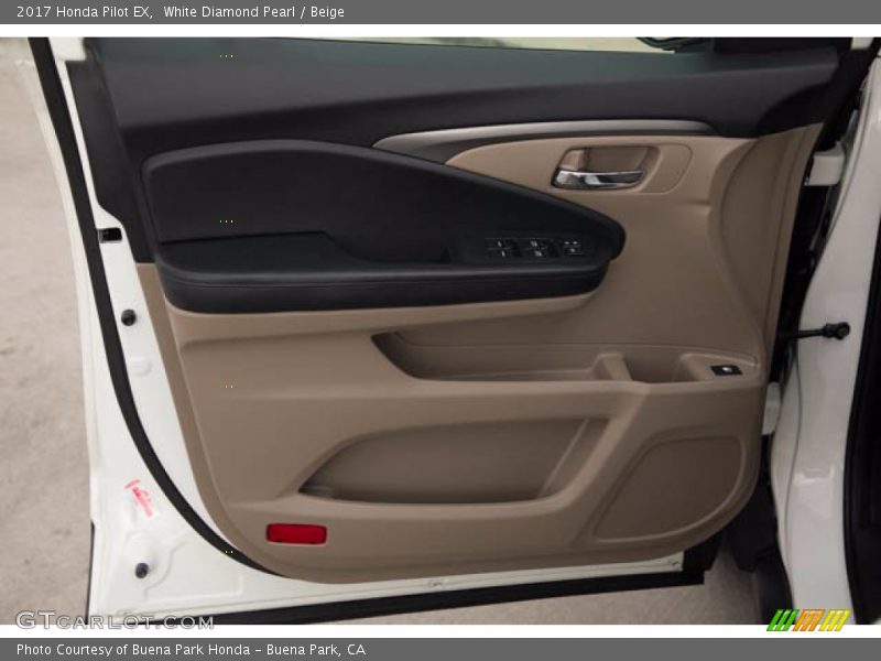 White Diamond Pearl / Beige 2017 Honda Pilot EX