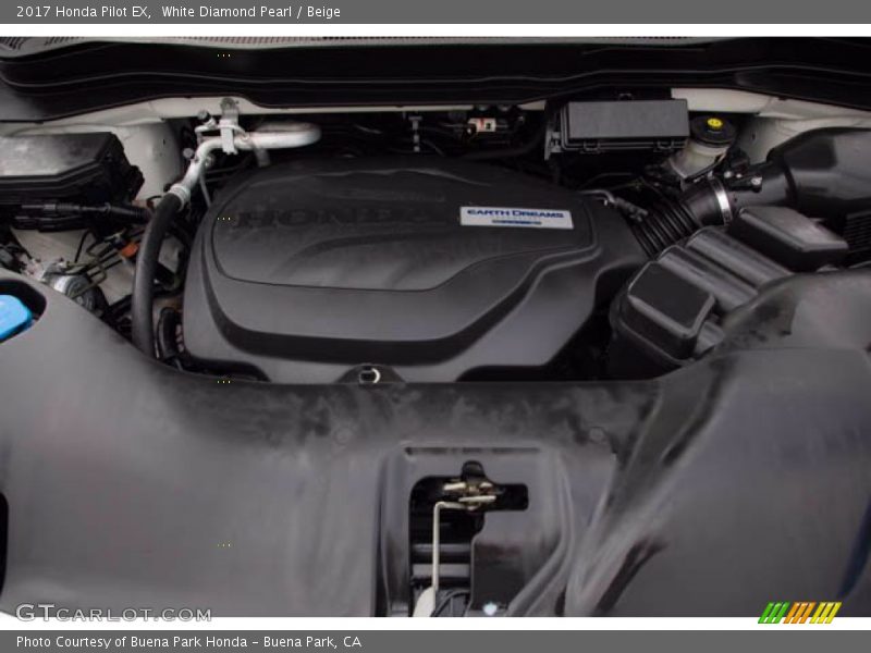 White Diamond Pearl / Beige 2017 Honda Pilot EX